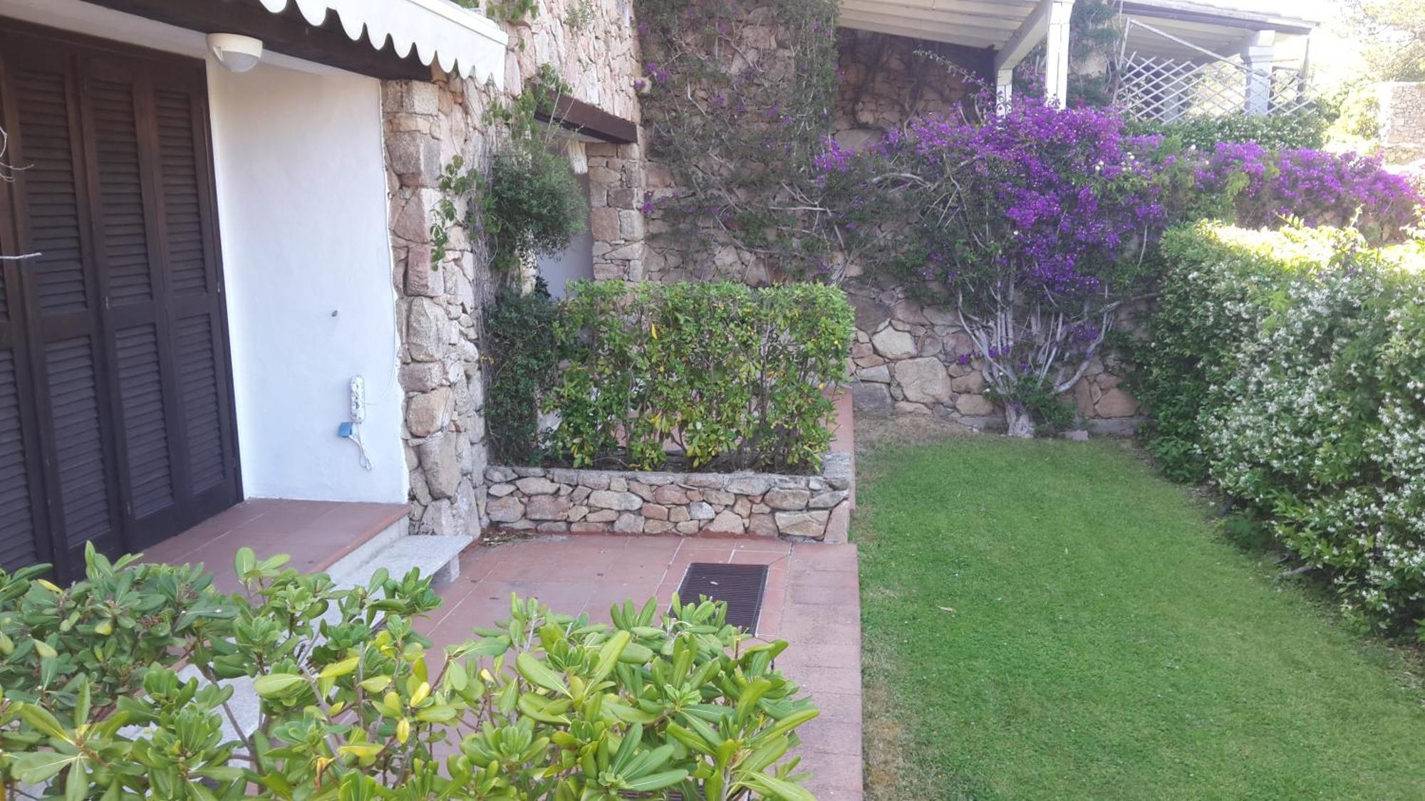 Sole&Luna Apartments Porto Rotondo Exterior photo