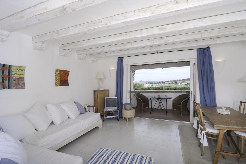 Sole&Luna Apartments Porto Rotondo Room photo