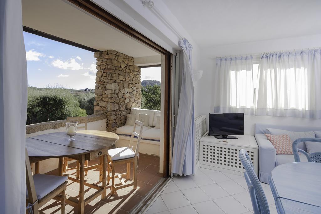Sole&Luna Apartments Porto Rotondo Room photo