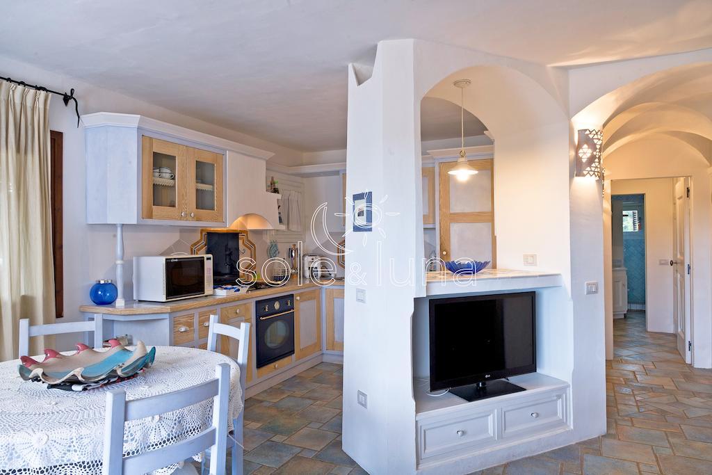Sole&Luna Apartments Porto Rotondo Room photo