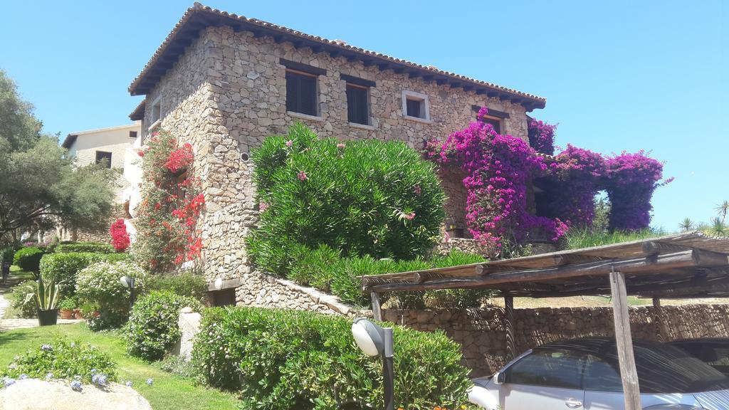 Sole&Luna Apartments Porto Rotondo Exterior photo